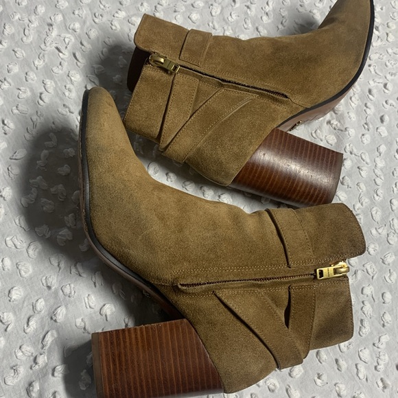 Coach Boots size 7.5 B - Picture 9 of 16